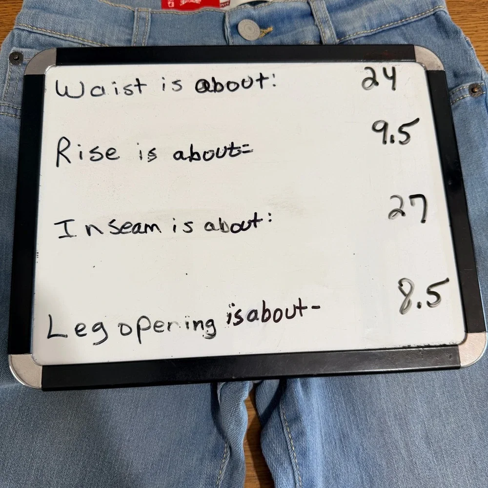 Levis levi 726